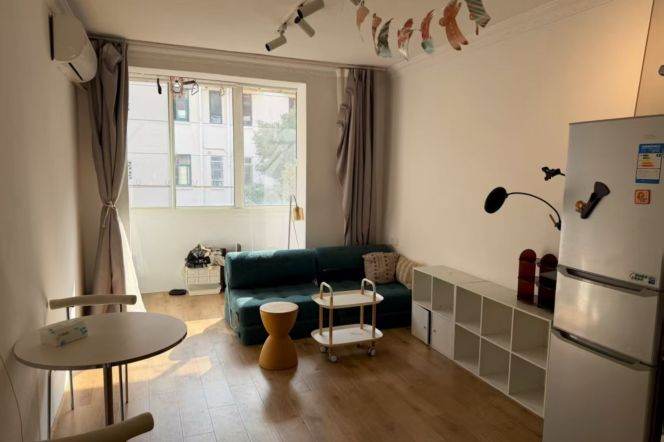 Cozy one bedroom elevator apt near Line10/11Jiaotong University