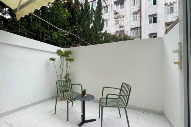 Modern 1br/60sqm & private backyard @Shuicheng Rd & Line 10