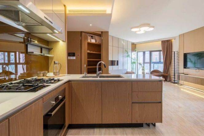 High-building 2Br w. Balcony&Floor heating 