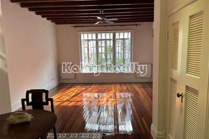 Beautiful whole old house 2+1BR Julu Rd IAPM 21k