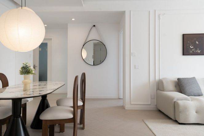 Wuning Rd,2br 110sqm,balcony,good location