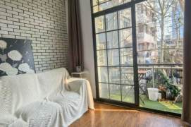 Nice balcony 1Br/1Lr/1Bt apt nr South shanxi rd,M1/10/12