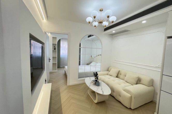 Elevator High-rise 1Br/1Lr/1Bt Close to L10/11 Jiaotong University Metro Station 