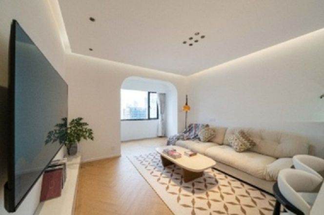 Modern designed 2brs Apt jingan temple