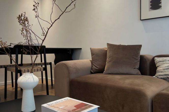 Modern 1Br/2Lr/1Bt+Private Yard Close to L2/15 Loushanguan Metro Station 