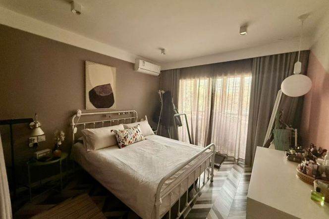 Elevator 2br Apt in Hengshan Road