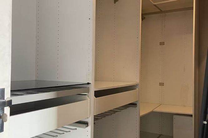 Spacious&Bright 2Bdrs 1Bath Apt+L2/11 Jiang Su Rd+Awesome View+Large Balcony