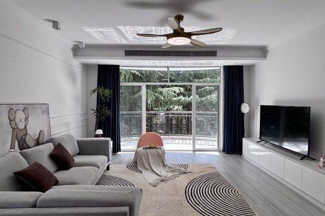 2Bdrs 2Baths Apt/Bright&Spacious /Line2 Weining Rd/Good View/elevator