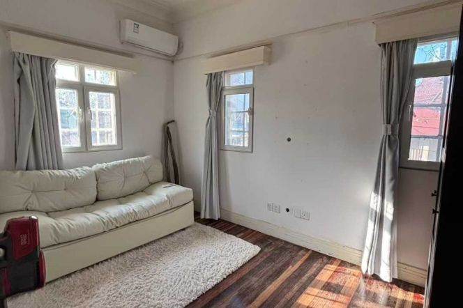 South Shanxi Rd Station Elevator 2Br Line1/10/12