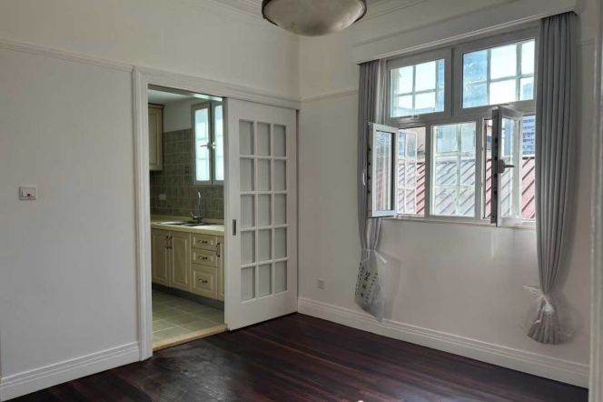 South Shanxi Rd Station Elevator 2Br Line1/10/12