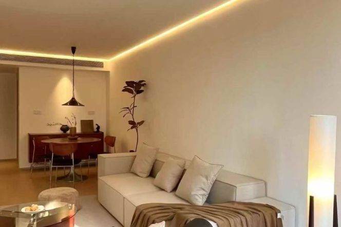 Beautiful 2brs with terrace near Jiangning Road