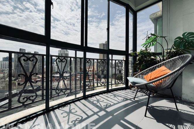 Garden Compound/West Yan'an/Balcony/Huge Walk-in Closet/Large Storages/Heater/Cozy2br2bt