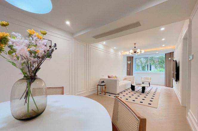 Decent 2br/2bt Apt in Dapuqiao