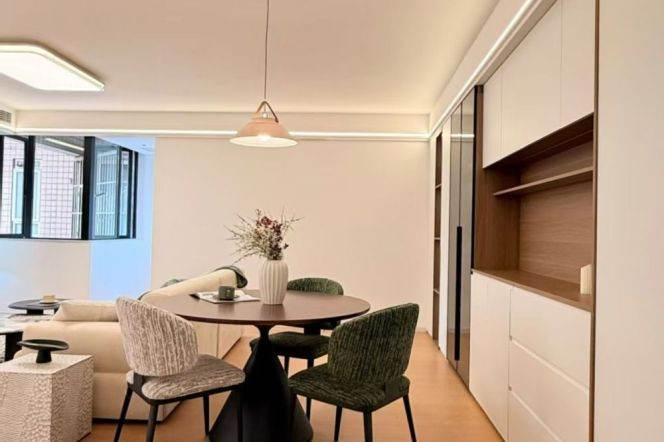 High- end 2 bedrooms + studyroom with floor heating near Jiaotong University 