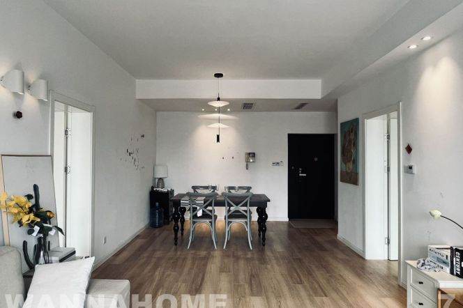 Garden Compound/West Yan'an/Balcony/Huge Walk-in Closet/Large Storages/Heater/Cozy2br2bt