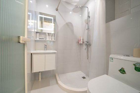 Airy and bright Studio apt