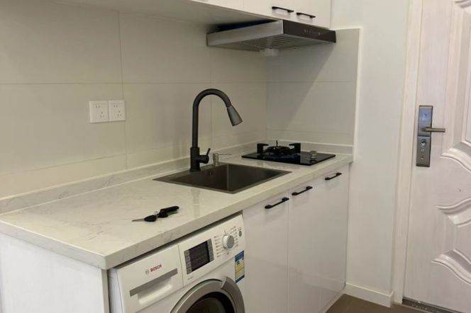 modern 1br with terrace Nr M1/10/12