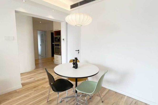 Hongqiao Rd Station Elevator 1Br Line3/4/10