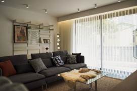 Elegant 3BR 2BA Residence w/Floor Heating&Balcony nr Minsheng Rd Station