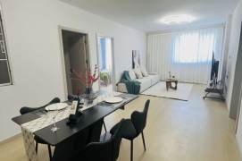 Prime 3BR 2BA High-Floor at Jiangsu Road Metro Hub