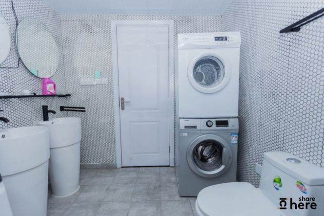 Designer High-Floor 3BR at Yanlord Garden Phase III | Stunning Views & Floor Heating