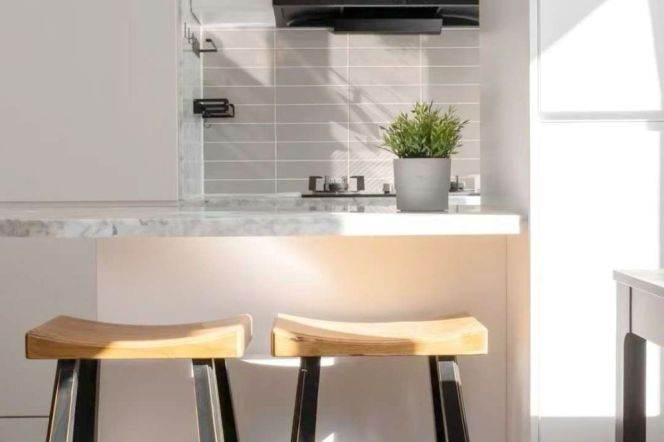 Modern Zheng'ning Rd Highrise 1BR with Nice View/Floorheating 12.5K