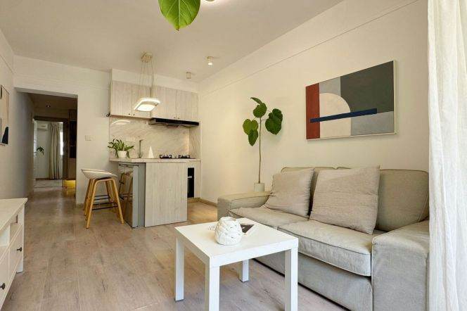 1bdr 1Bath Apt/Modern&Spacious&New /L7 Chang Ping Rd/Nice Compound/stairs