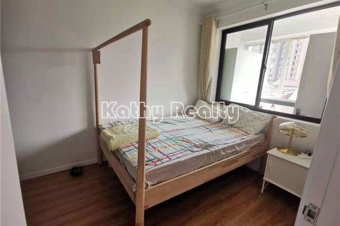 Spacious 1BR APT Balcony Jiashan Rd Metro 7.6k