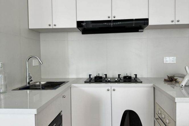 Great sunshine 2Br+heating  +dressing room  | Changshou rd & Changping rd Mt