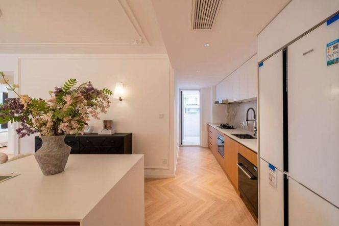 modern 2bedrooms floor heating modern furniture near line 2,11 only 22K