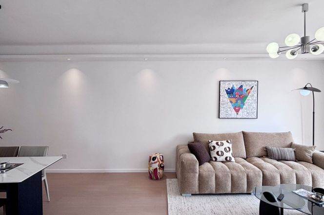 2Bdrs 1bath/Modern&Fabulous/ L3/4/10 Hongqiao Rd/Good View/Nice Compound