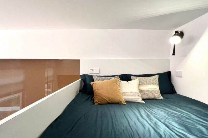 1Loft near line 3 and Dong'hua University can long and short term lease