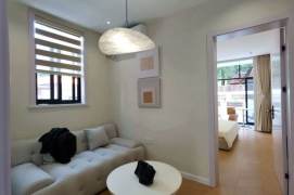  bright cozy 1br +yard Nr shanghai swimming center M11