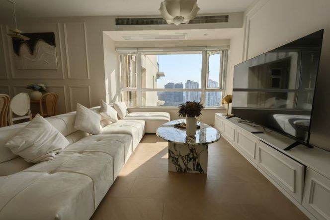 Homey and Bright 3Beds 2Bts Good Compound@Jiangsu Road