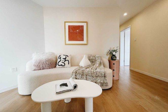 Cozy high-rise 2BRS w elevator near Changqing rd line 7/13