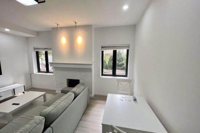 Spacious 1br near Jiangsu Rd L2/11