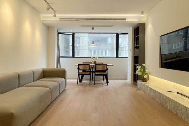 Bright&Spacious&Modern 3Bdrs 2Baths Apt+Xi Kang Rd+Large Closets+L7/13 Chang Shou Rd