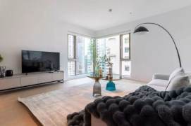 modern big 1 bedroom floor heating modern furniture nice view in Shimao Huang pu river