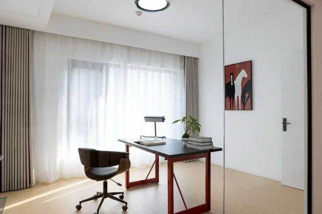 Spacious bright 3br/2bt@Hanzhong rd with large living room 180sqm