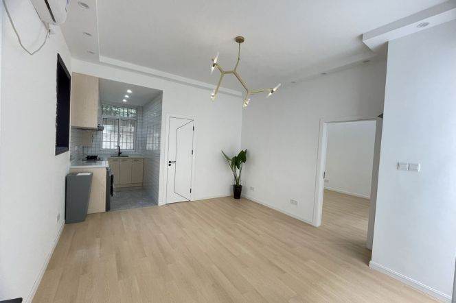 Beautiful garden house@2brs on West Jian'guo Road