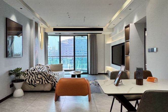 Suzhou Creek | Jiangning rd Mt L13 | Modern 2Br-2bathr +Balcony 130Sqm