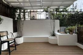  Renovated 1br old apt with Yard nr Changshu Rd L1&7