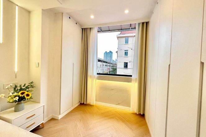 Bright 1Br/1Lr/1Bt apt nr Hongqiao rd,M3/4/10