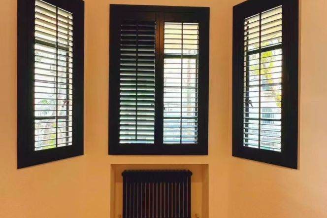 Wutong District, Julu Rd, Centennial Apartment, Outdoor Balcony, Jing'an Temple Metro Station