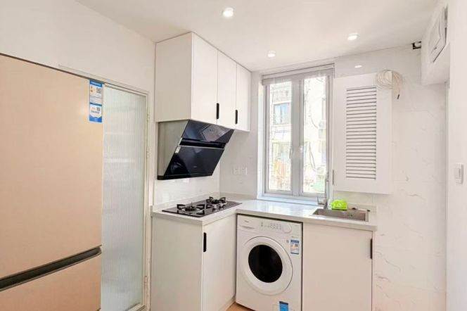 1 br near L1/L10/L12 south shaanxi rd station