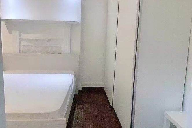 1 br near L13 Middle huaihai rd station