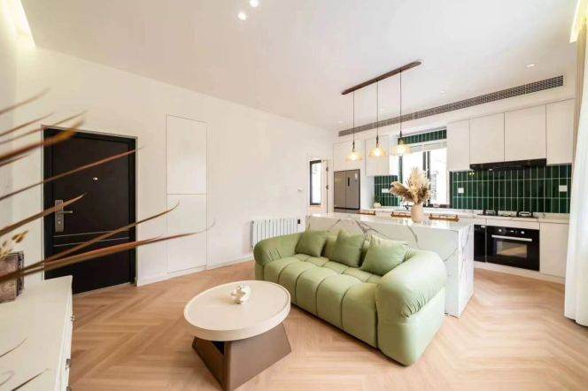 yueyang rd 1+1br with terrace