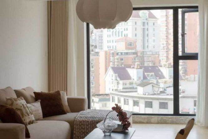 changshou rd elevator 3BR/2baths@L7/13