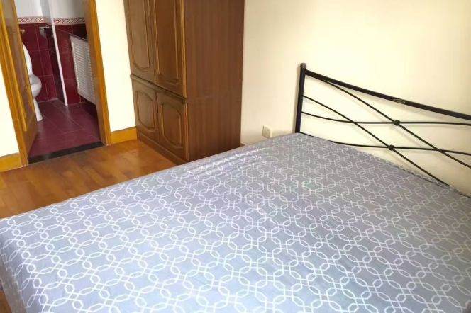 ECNU centre master bedroom Jiang su Lu 2/11 Zhongshan park 2/3/4