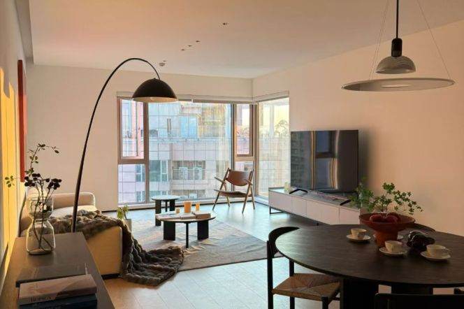 brand new big 3brs floor heating modern furniture good river view beside Huang pu river